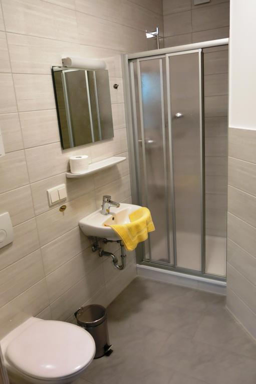 Villa 39 Apartment Hotel Бад Либенщайн Стая снимка