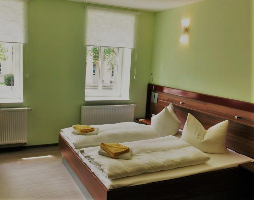Villa 39 Apartment Hotel Бад Либенщайн Екстериор снимка