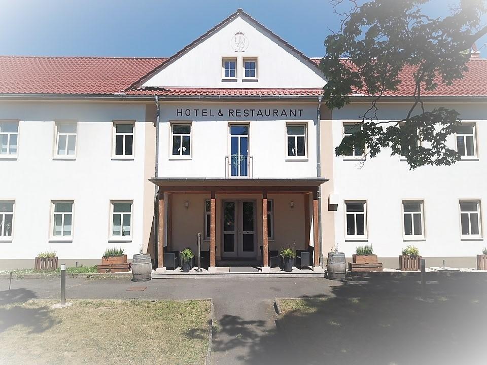 Villa 39 Apartment Hotel Бад Либенщайн Екстериор снимка