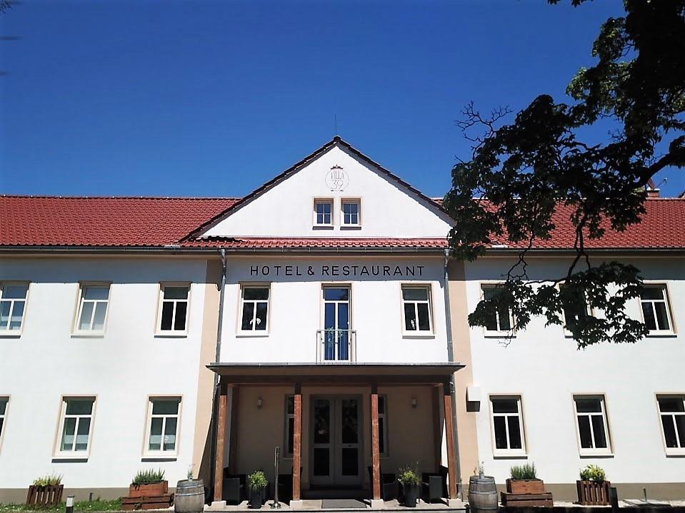 Villa 39 Apartment Hotel Бад Либенщайн Екстериор снимка